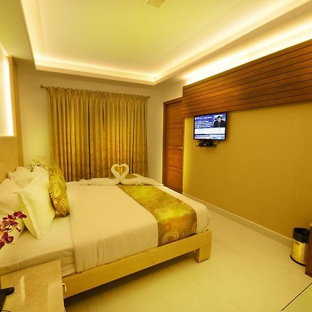Hotel Mahi'S Gateway Coimbatore Exteriör bild
