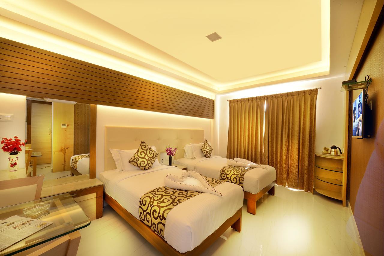 Hotel Mahi'S Gateway Coimbatore Exteriör bild
