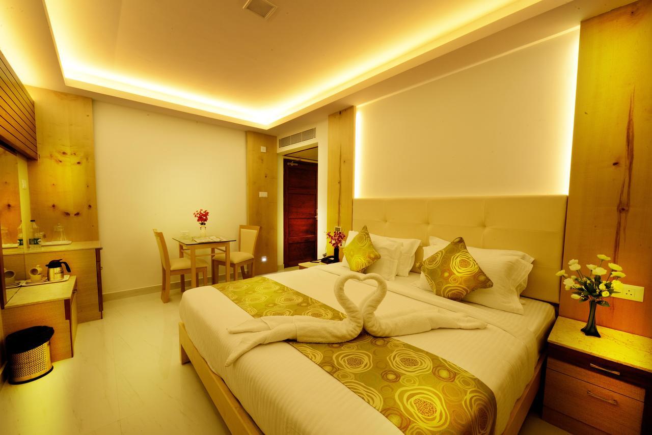Hotel Mahi'S Gateway Coimbatore Exteriör bild