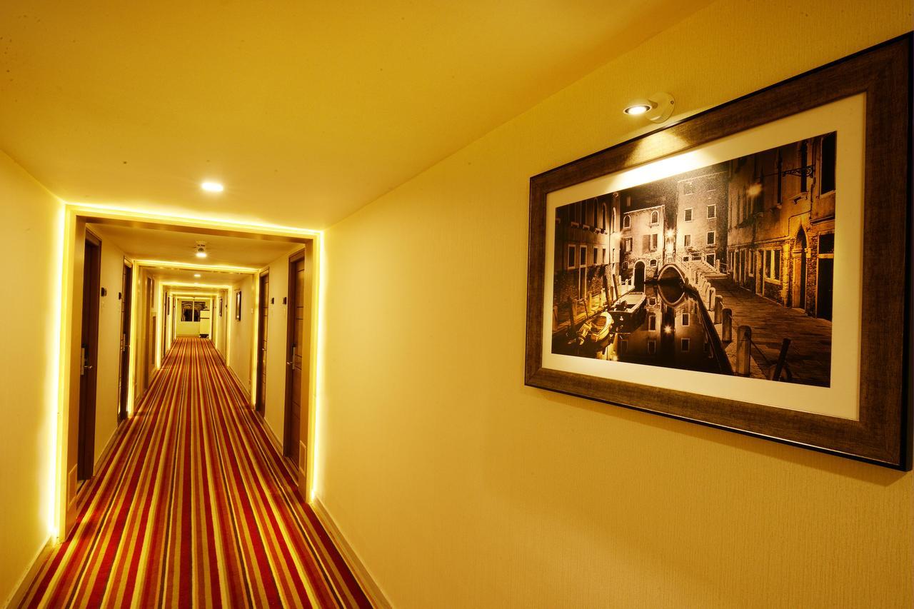 Hotel Mahi'S Gateway Coimbatore Exteriör bild