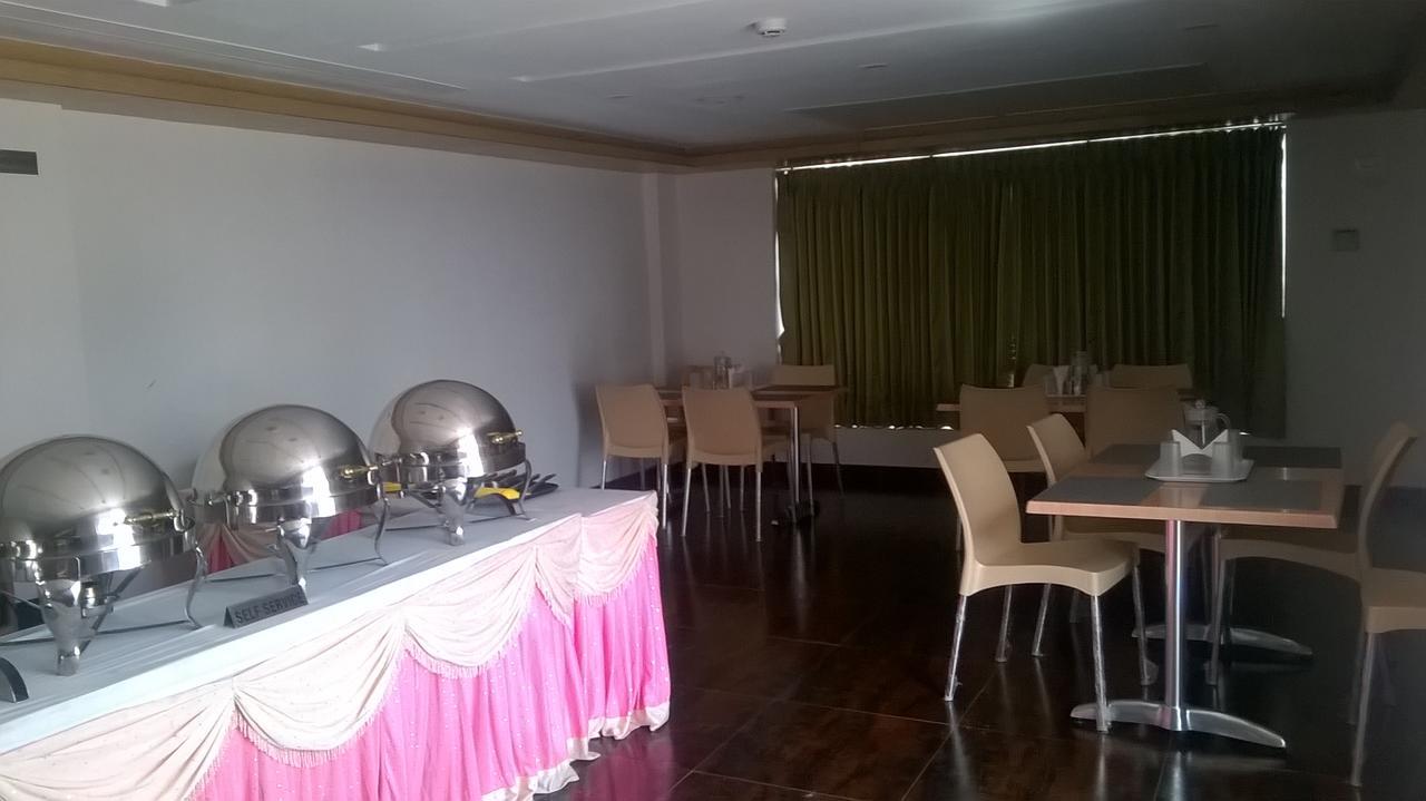 Hotel Mahi'S Gateway Coimbatore Exteriör bild