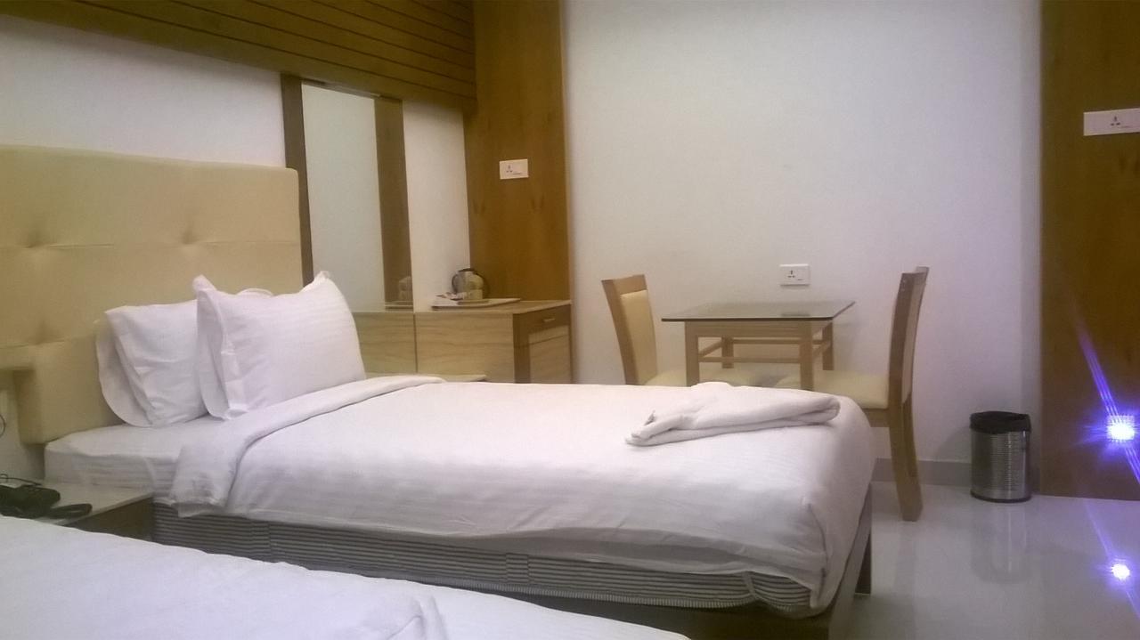 Hotel Mahi'S Gateway Coimbatore Exteriör bild