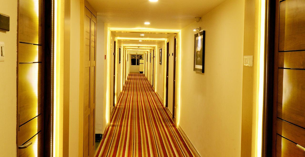 Hotel Mahi'S Gateway Coimbatore Exteriör bild