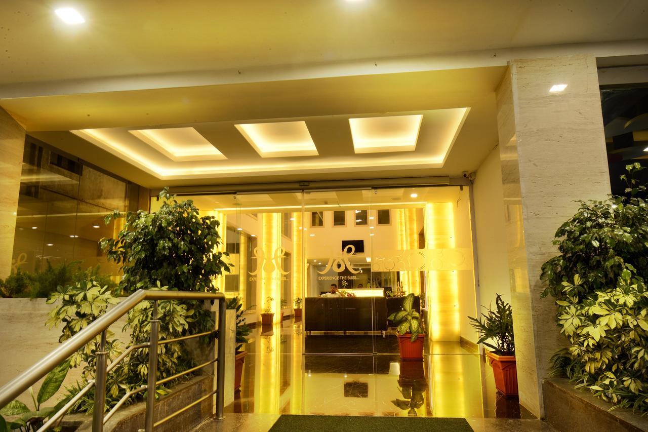 Hotel Mahi'S Gateway Coimbatore Exteriör bild