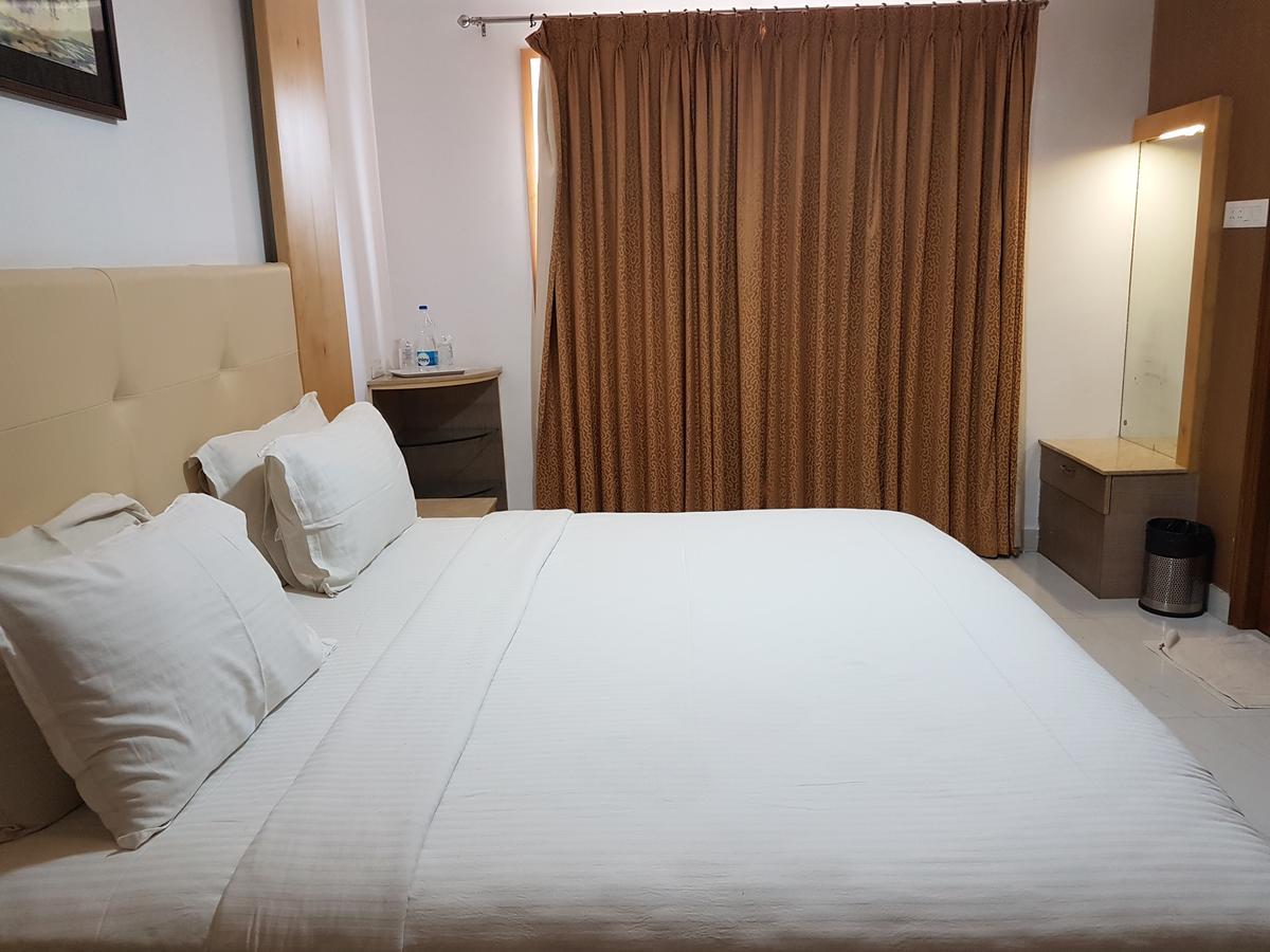 Hotel Mahi'S Gateway Coimbatore Exteriör bild