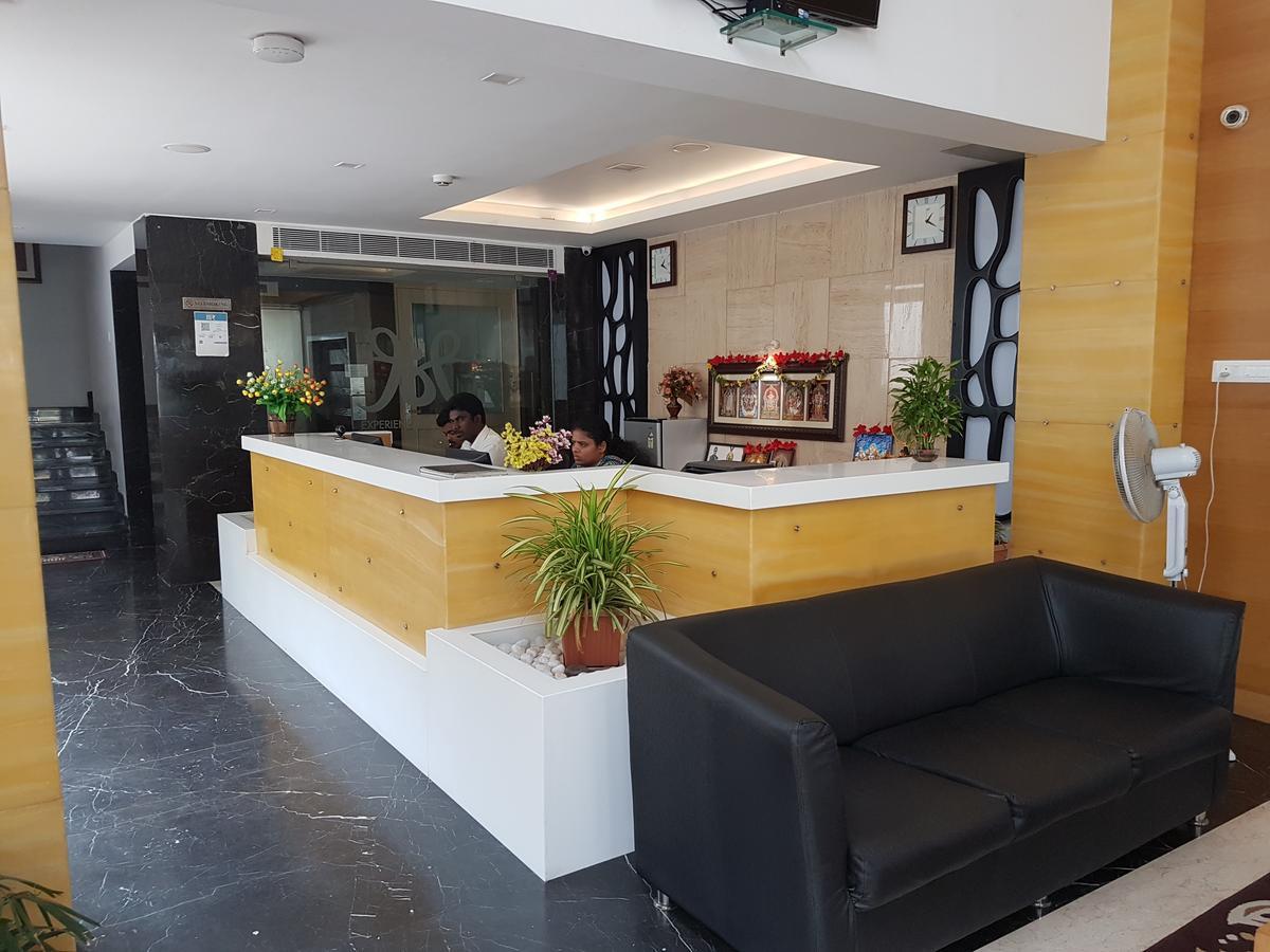 Hotel Mahi'S Gateway Coimbatore Exteriör bild