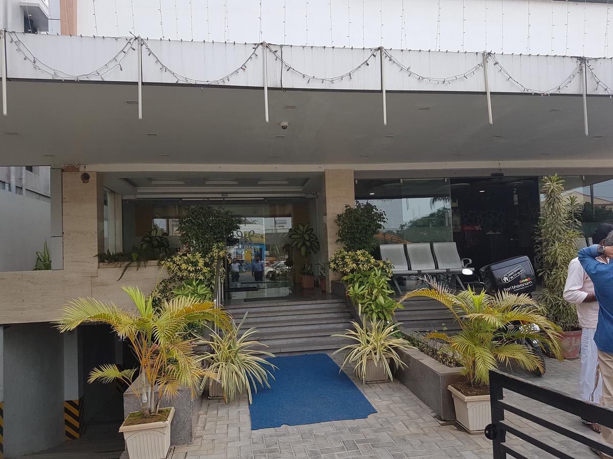 Hotel Mahi'S Gateway Coimbatore Exteriör bild